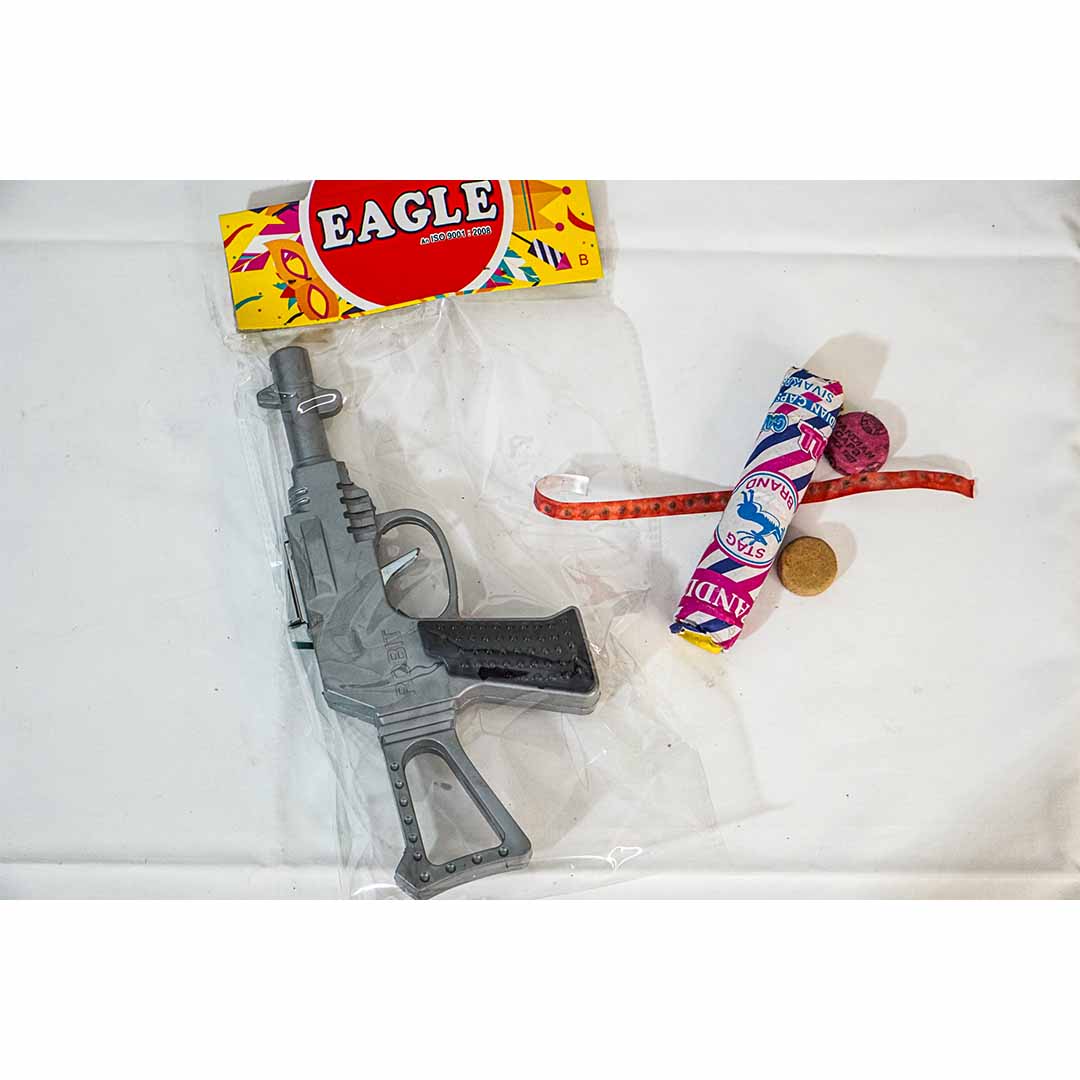 EAGLE PISTOL ROBIT